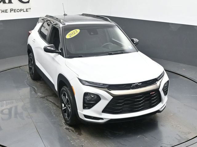 Used 2023 Chevrolet TrailBlazer RS w/ Sun and Liftgate Package image 47