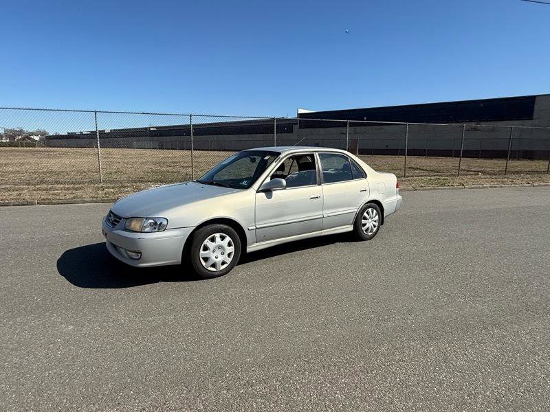 Used 2001 Toyota Corolla CE image 11