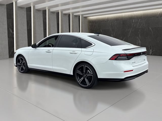 Used 2025 Honda Accord Sport image 4
