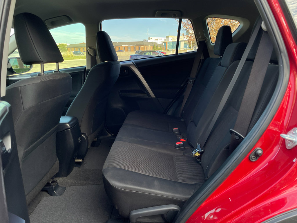 Used 2017 Toyota RAV4 LE image 16