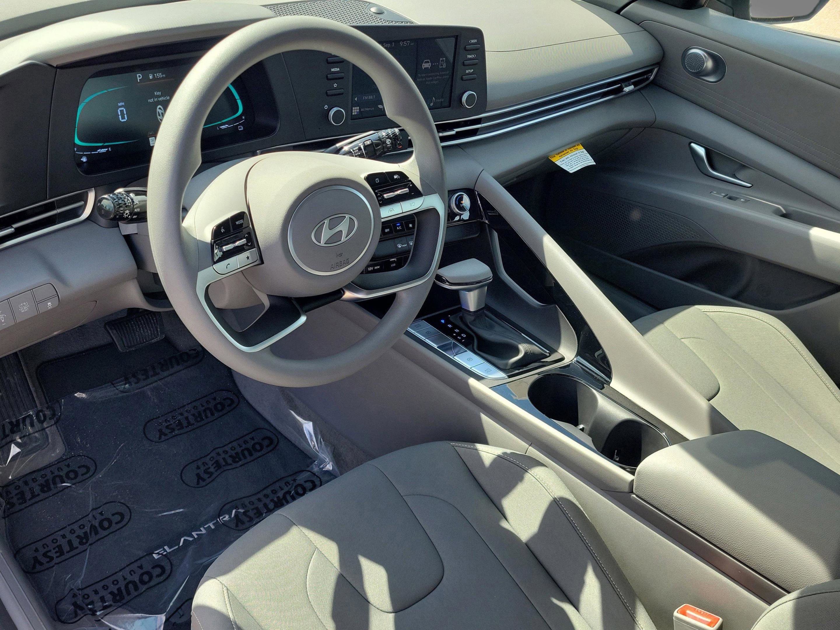 New 2025 Hyundai Elantra Blue w/ Cargo Package image 17