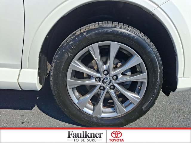 Certified 2017 Toyota RAV4 Platinum AWD/4WD image 9