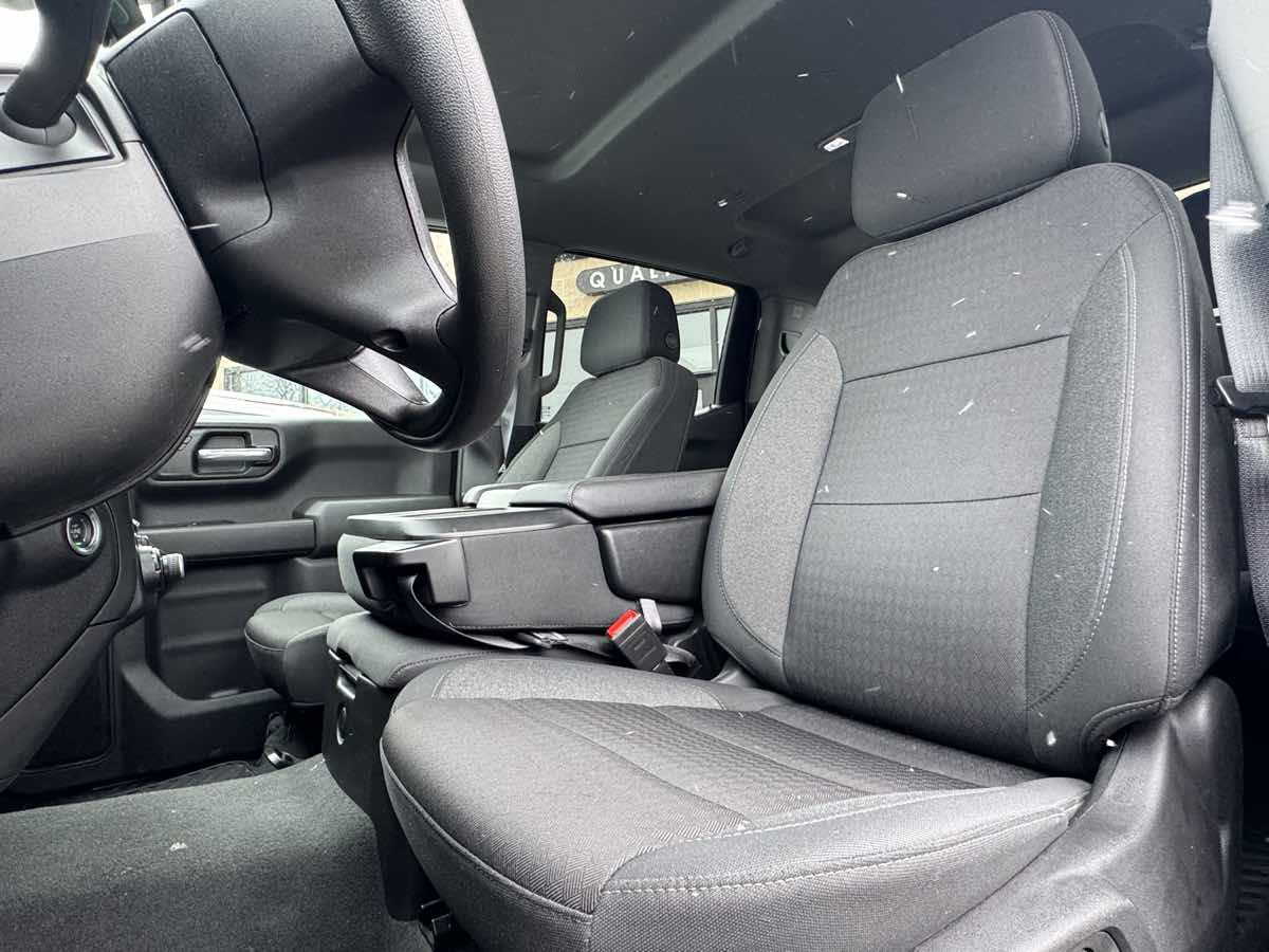 Used 2024 Chevrolet Silverado 1500 Custom image 20