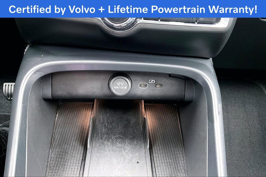 Certified 2026 Volvo XC40 B5 Plus image 33