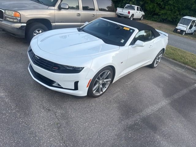 Used 2021 Chevrolet Camaro LT w/ RS Package RWD image 15