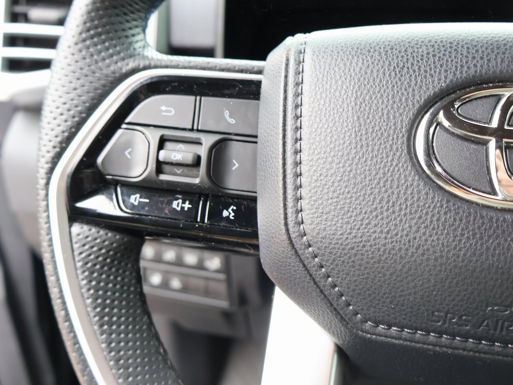 Used 2022 Toyota Tundra Platinum image 38