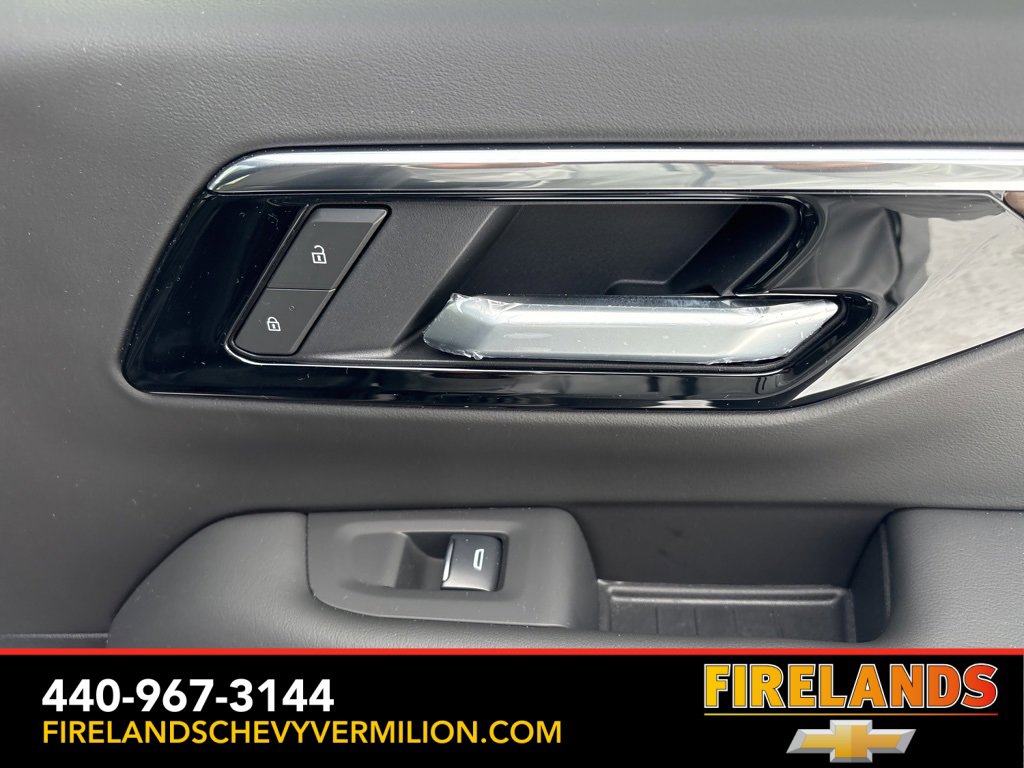 Used 2025 Chevrolet Suburban High Country image 44