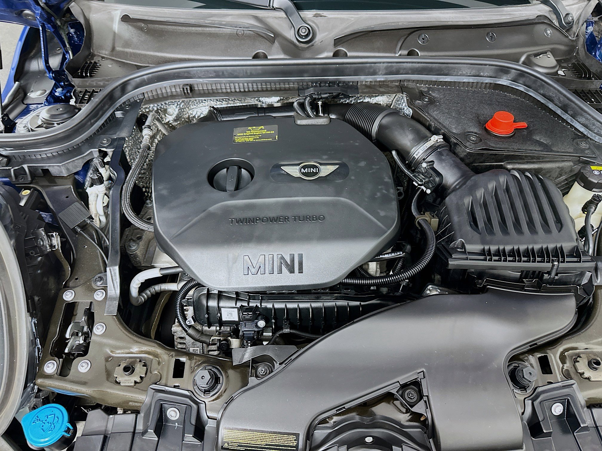Used 2015 MINI Cooper 4-Door Hardtop FWD image 31