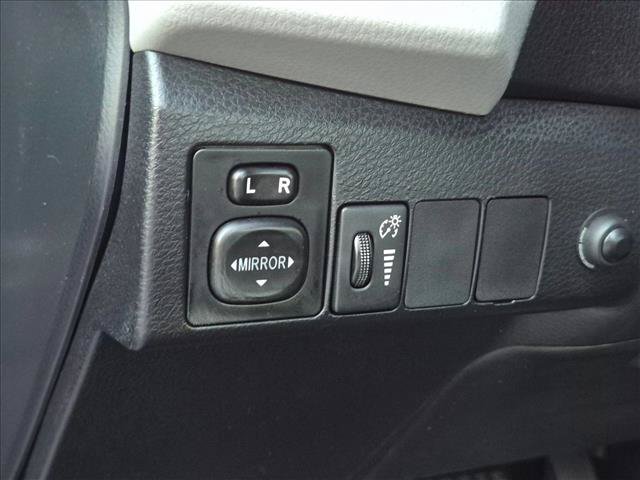 Used 2014 Toyota Corolla LE FWD image 10