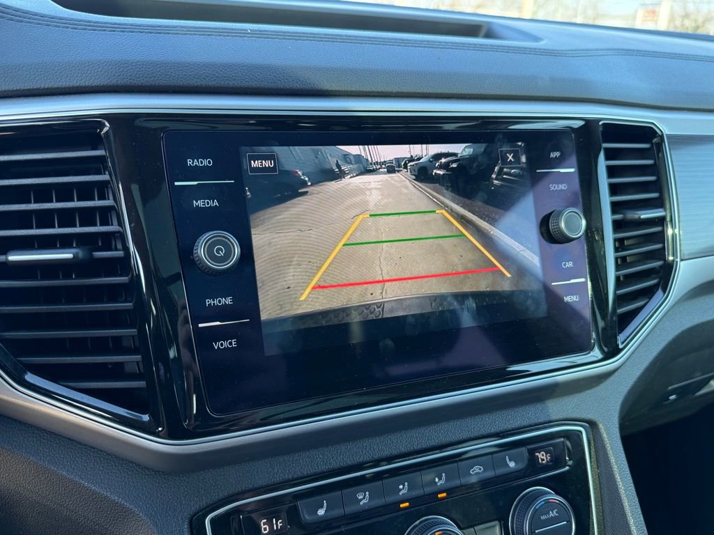 Used 2018 Volkswagen Atlas SEL w/ R-Line Package AWD/4WD image 20