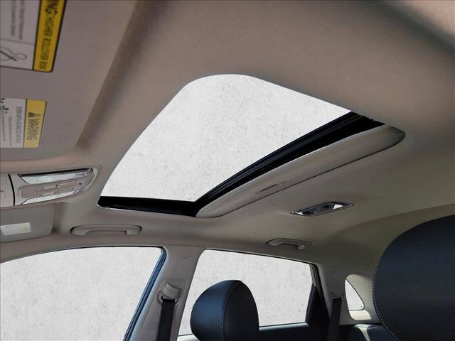Used 2020 Kia Niro EX Premium FWD image 20
