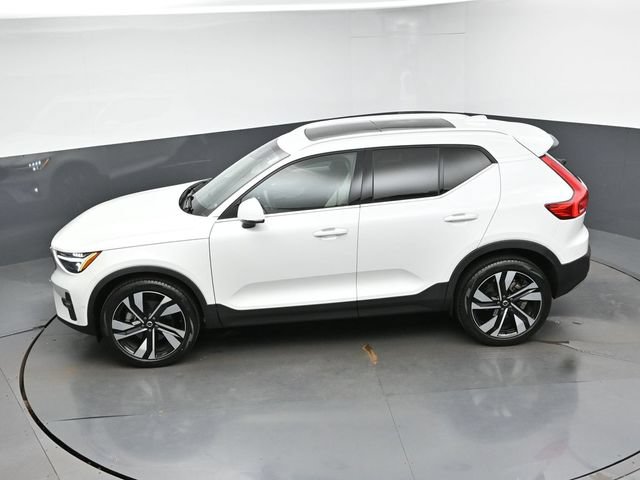 Used 2023 Volvo XC40 B5 Ultimate w/ Protection Package Premier AWD/4WD image 46