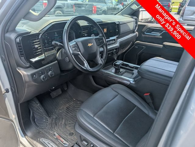 Used 2024 Chevrolet Silverado 1500 LTZ AWD/4WD image 15