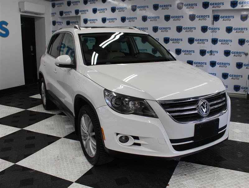 Used 2010 Volkswagen Tiguan SE image 5