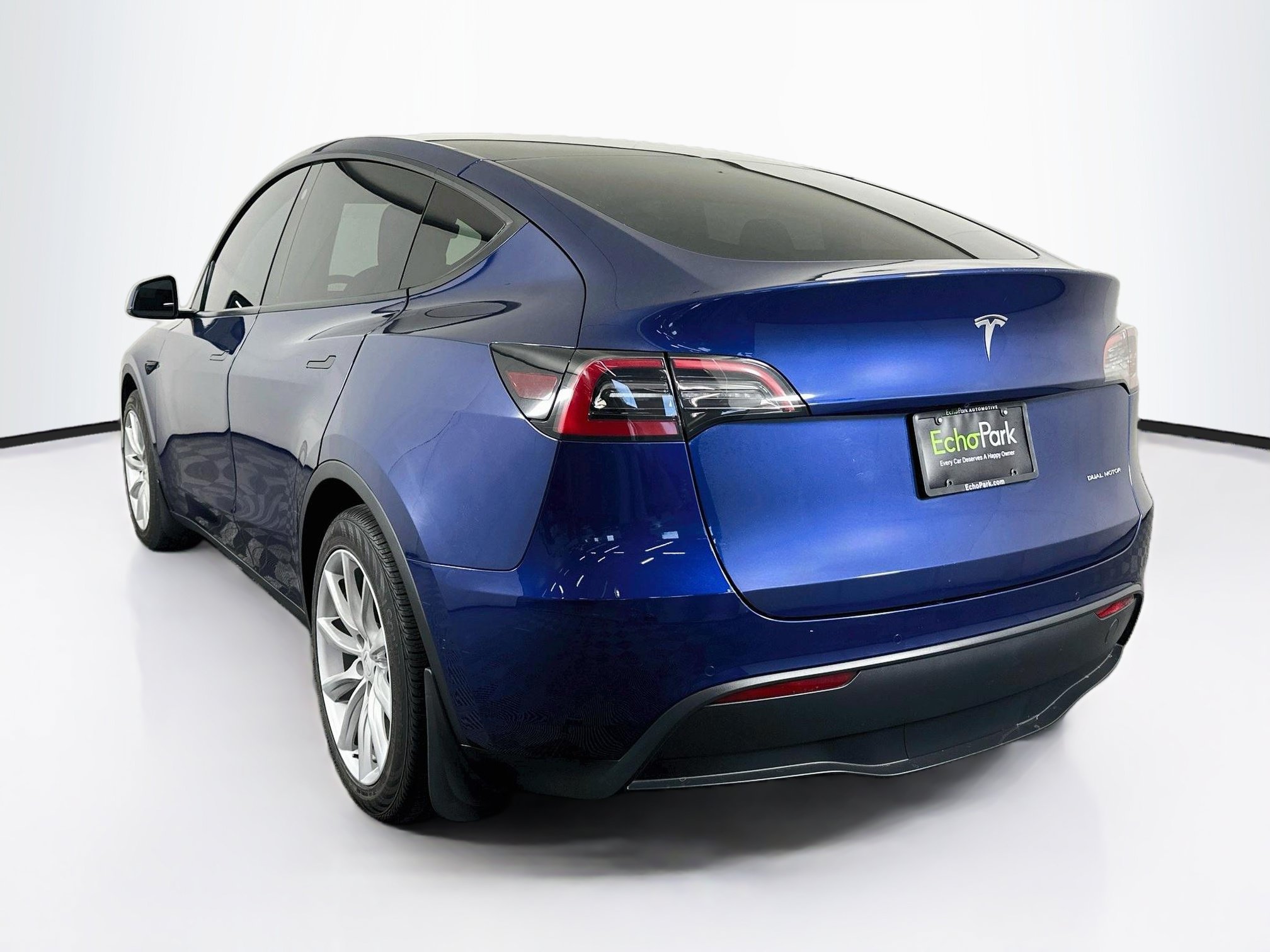 Used 2021 Tesla Model Y Long Range AWD/4WD image 5