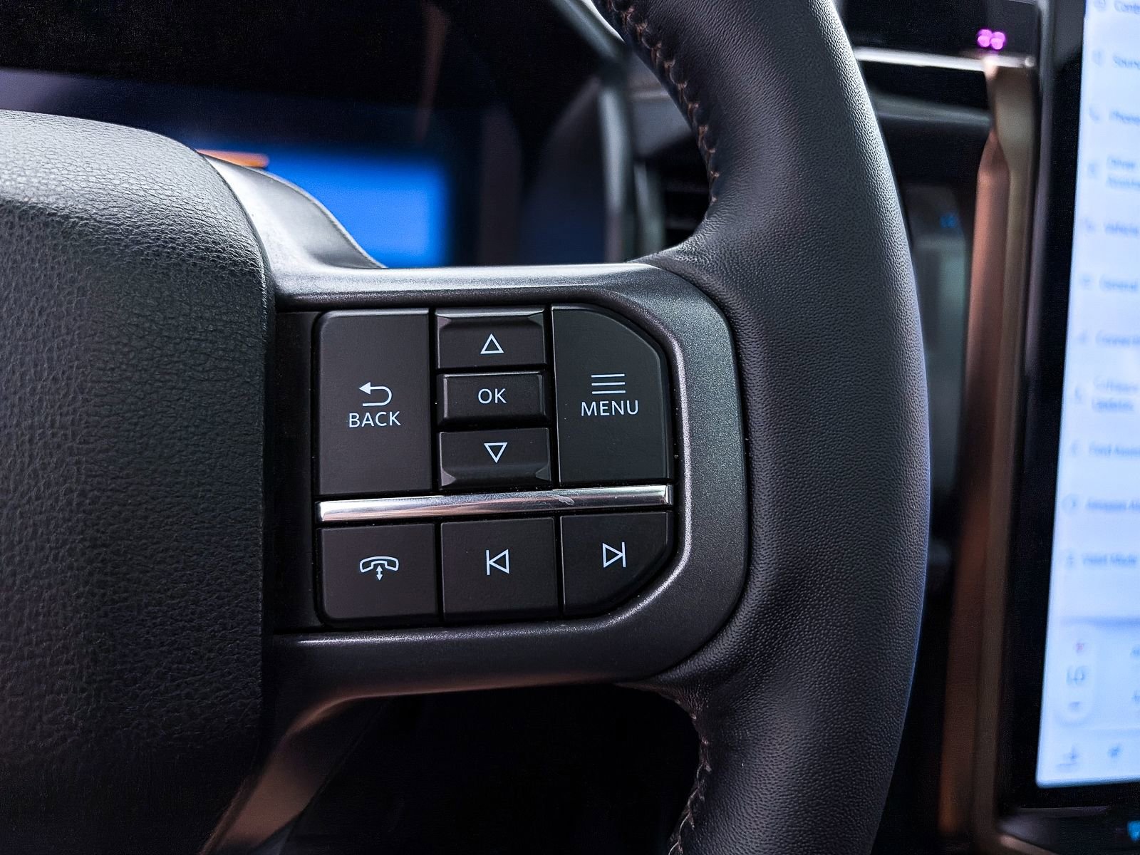 Used 2023 Ford F150 Lightning Lariat w/ Equipment Group 511A High image 36