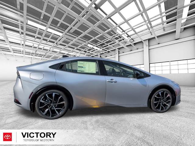 Used 2026 Toyota Prius Plug-In Hybrid FWD image 2