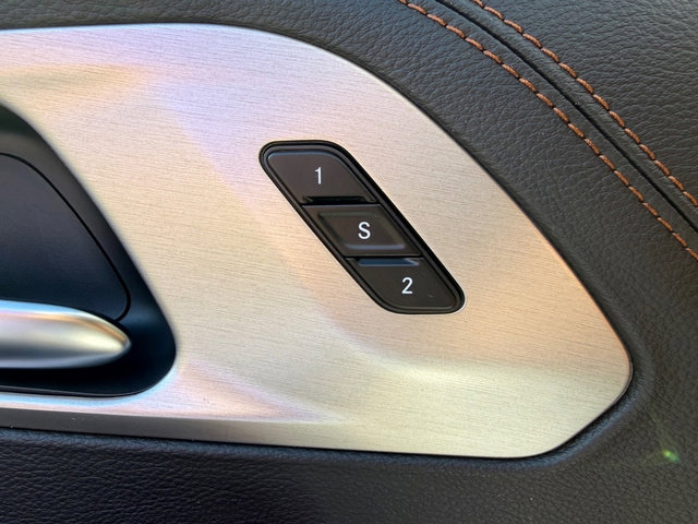 New 2026 Chrysler Pacifica Pinnacle image 13