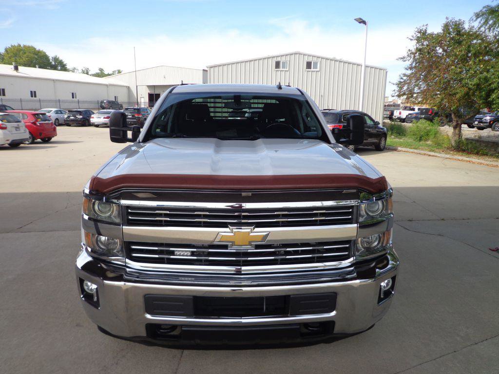 Used 2015 Chevrolet Silverado 2500 LT w/ LT Convenience Package image 2