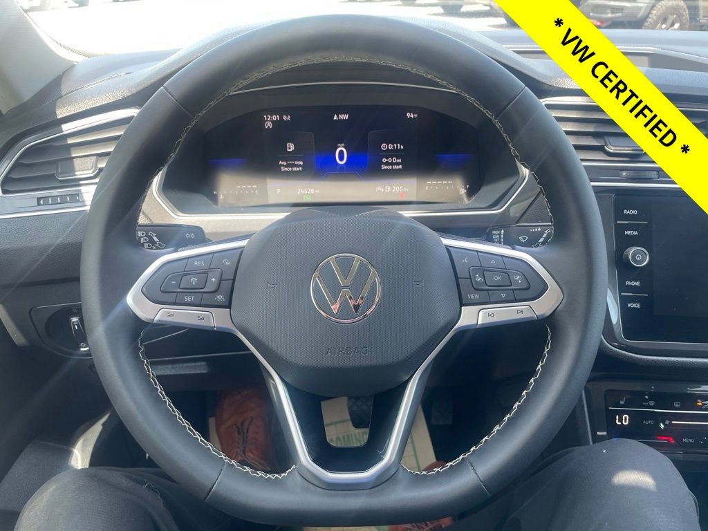 Certified 2023 Volkswagen Tiguan SE AWD/4WD image 24