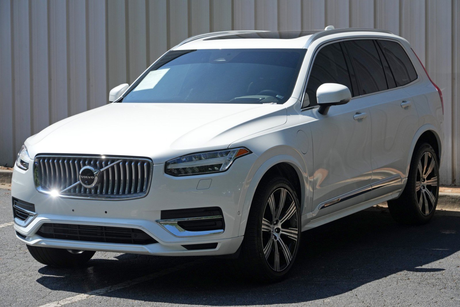 Used 2024 Volvo XC90 T8 Ultimate w/ Protection Package Premier AWD/4WD image 52