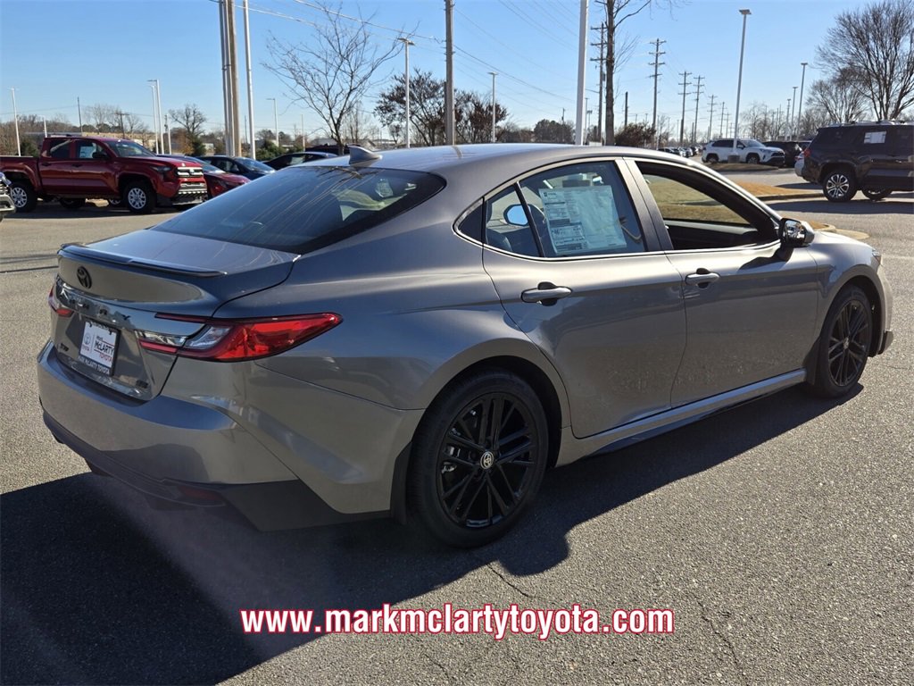 New 2026 Toyota Camry SE image 3