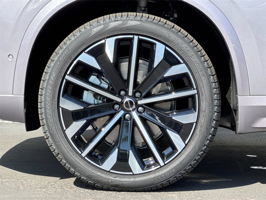 New 2026 Volvo XC90 B6 Ultra image 26