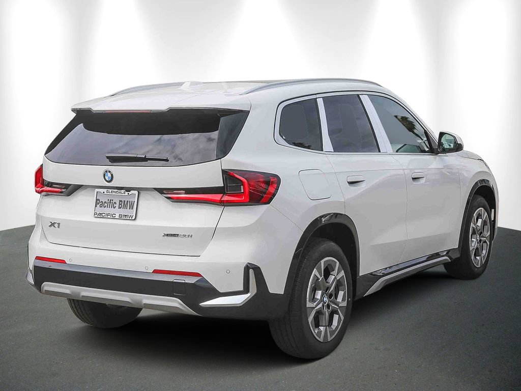New 2026 BMW X1 xDrive28i w/ Technology Package AWD/4WD image 6