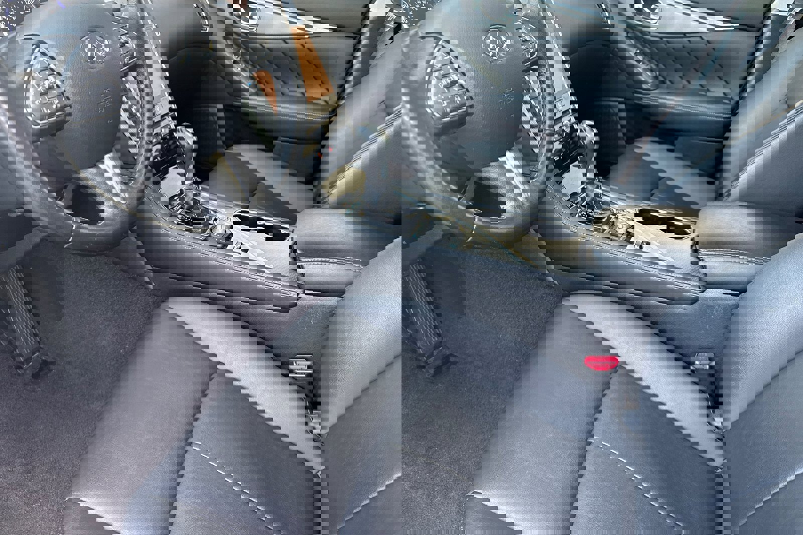 Used 2016 INFINITI Q50 Premium image 11