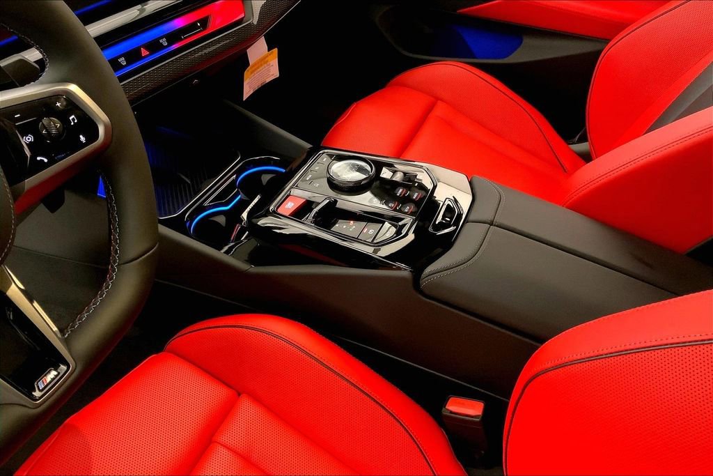 New 2026 BMW M5 w/ Carbon Package image 6