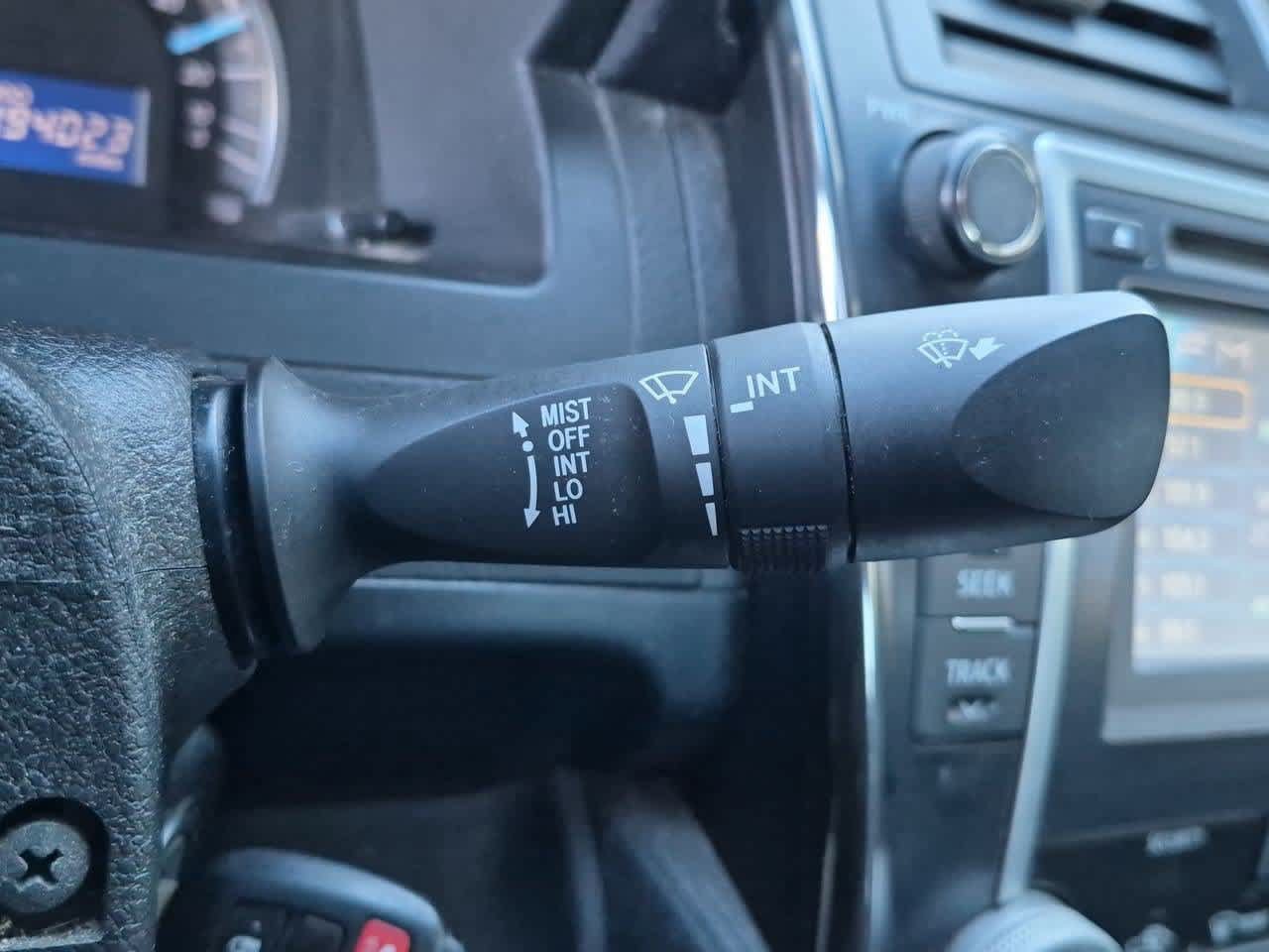 Used 2013 Toyota Camry SE FWD image 25