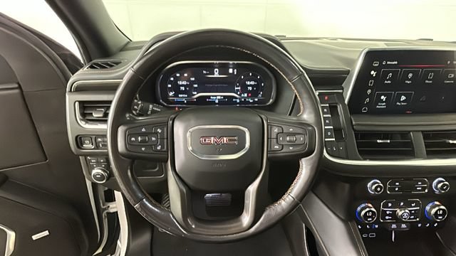 Used 2022 GMC Yukon XL AT4 AWD/4WD image 14
