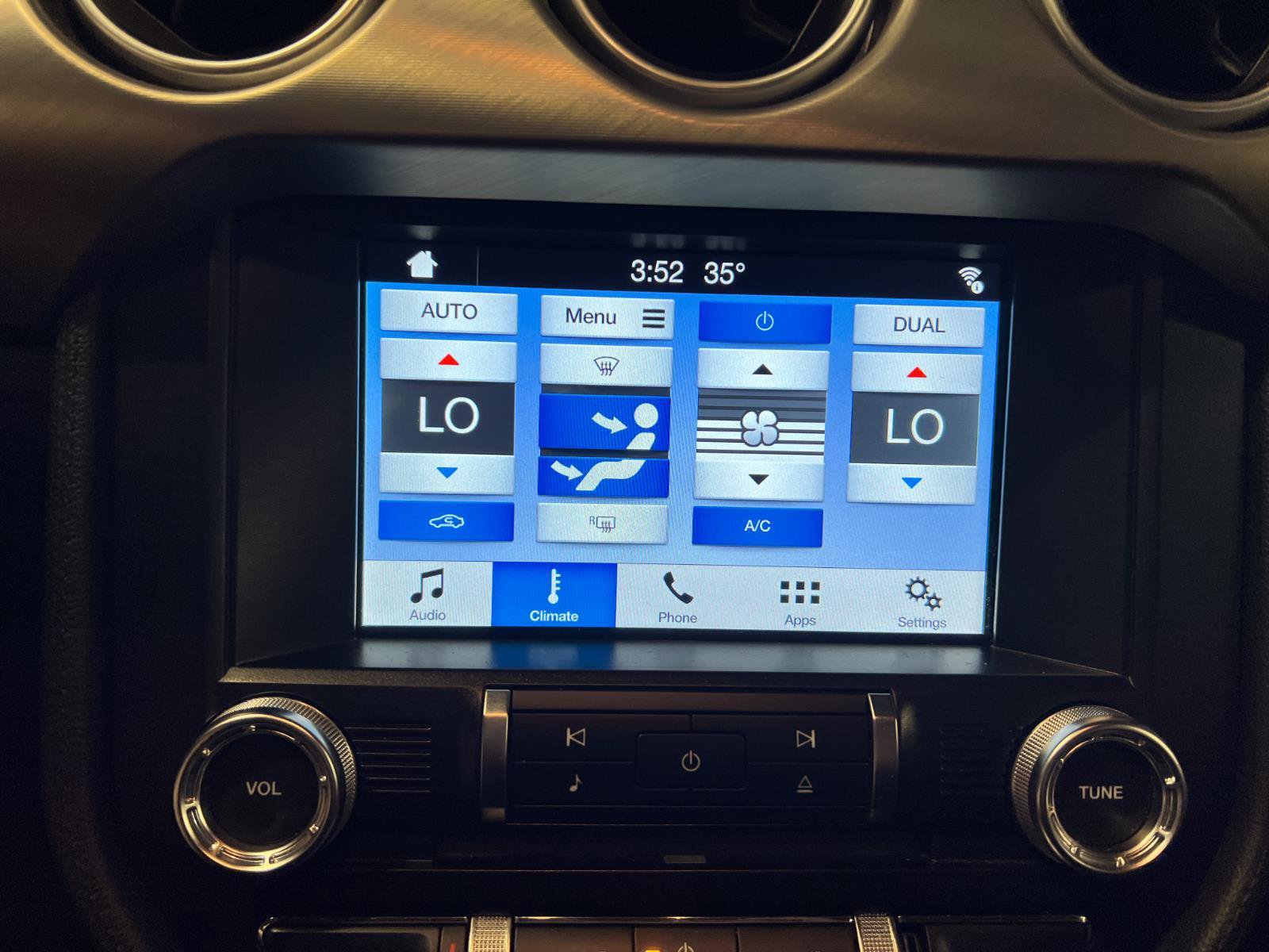 Used 2019 Ford Mustang GT Premium RWD image 17