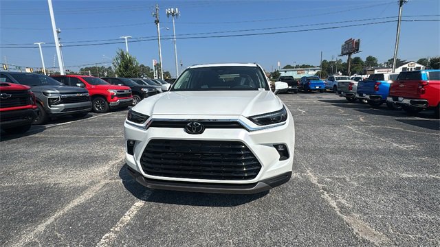 New 2026 Toyota Grand Highlander Limited image 2
