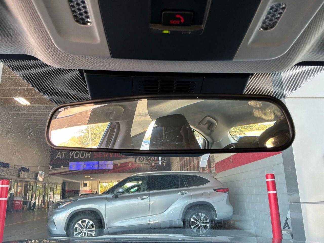 Used 2026 Toyota Camry LE FWD image 19