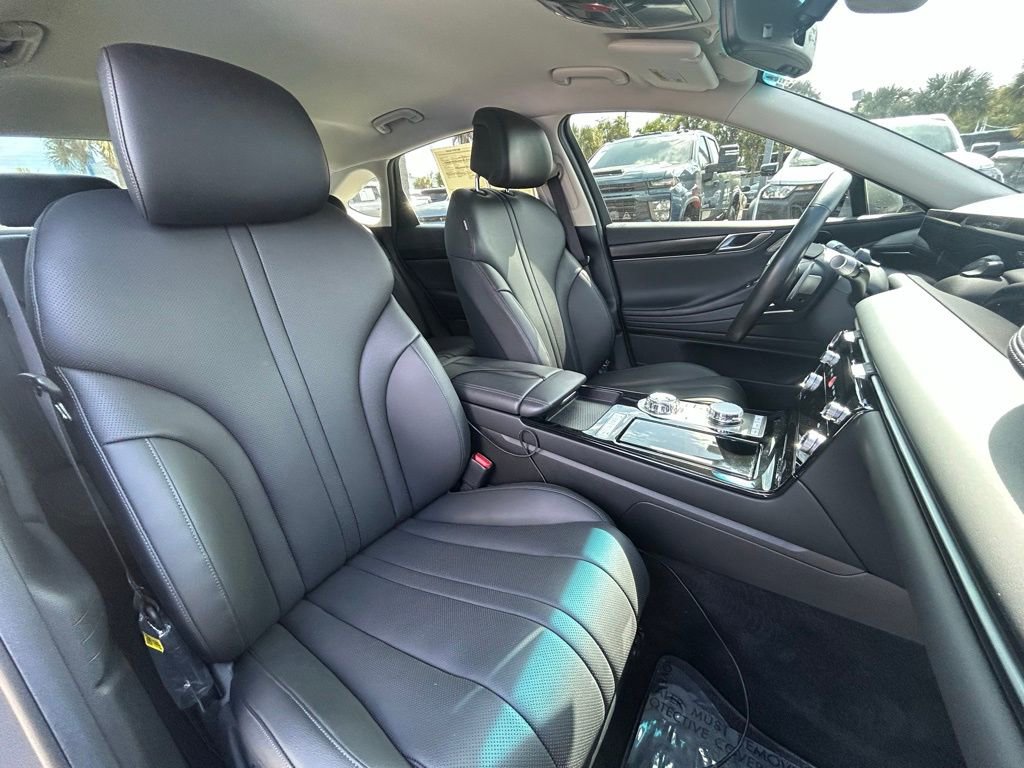 Used 2025 Genesis G80 2.5T image 27