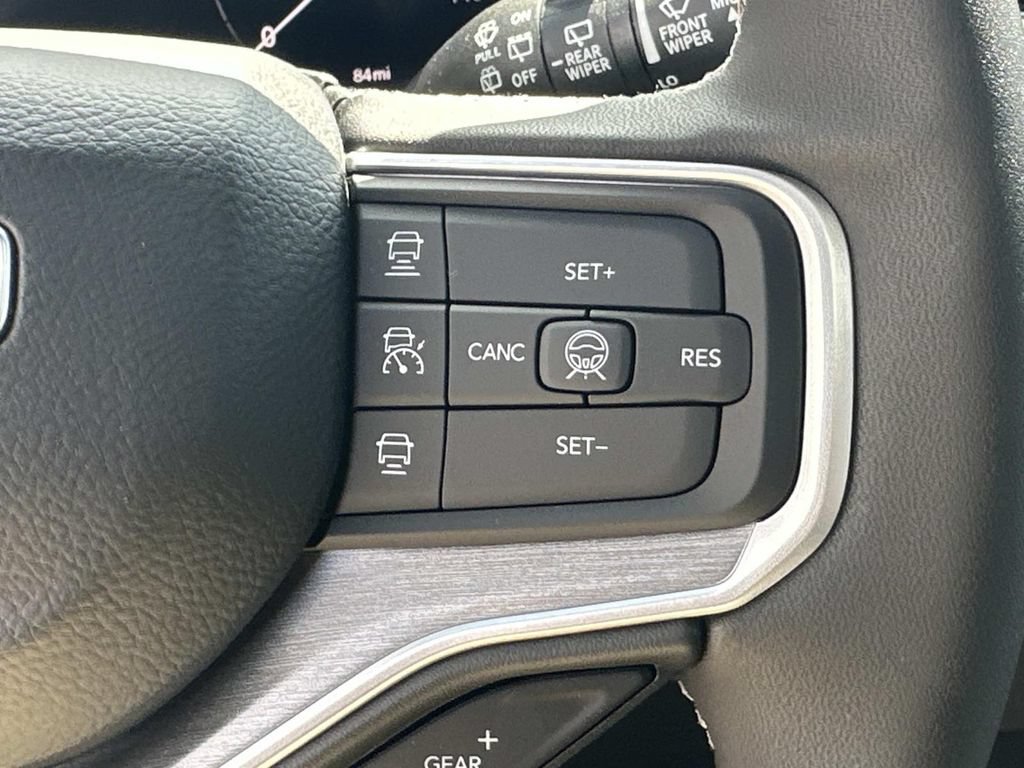 New 2026 Jeep Grand Wagoneer L Limited AWD/4WD image 26