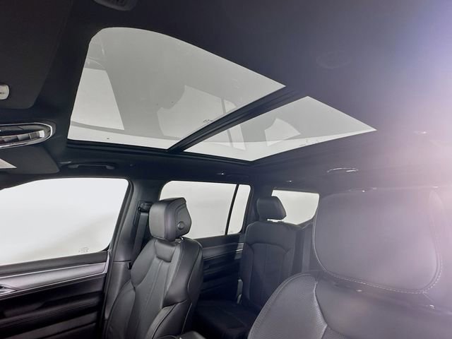 New 2026 Jeep Grand Wagoneer 4WD w/ Premium Group I image 26