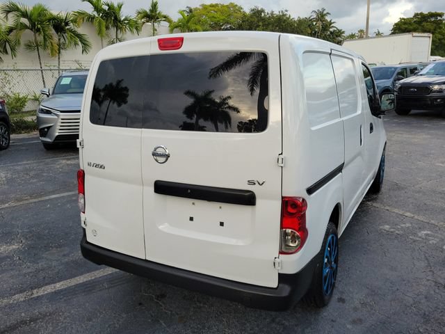 Used 2021 Nissan NV200 S FWD image 3