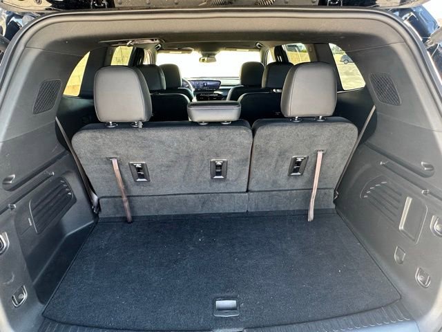 Used 2025 Buick Enclave Sport Touring image 27