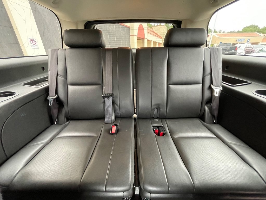 Used 2012 GMC Yukon XL Denali RWD image 40