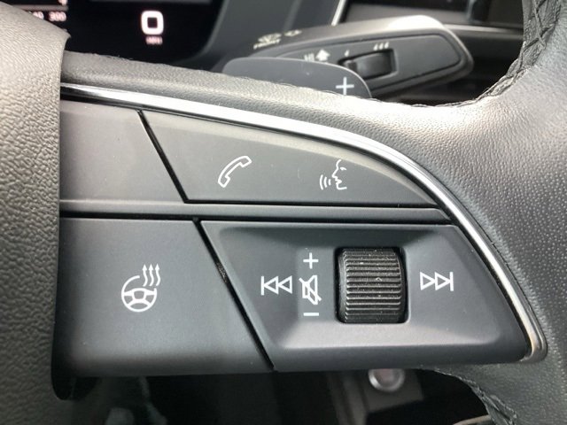 Used 2023 Audi A4 2.0T Premium Plus image 12