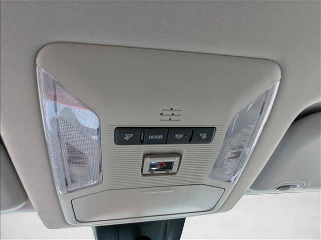 Used 2024 Toyota RAV4 LE FWD image 16