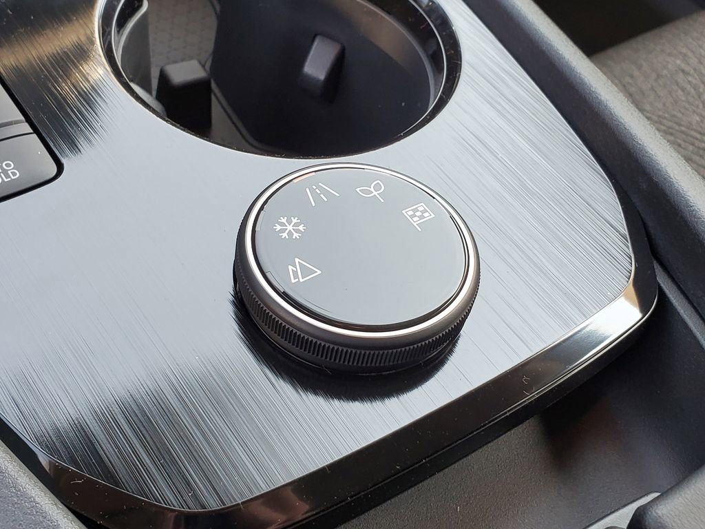 New 2026 Nissan Rogue SV image 31