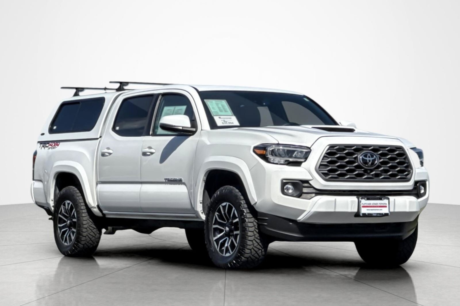 Certified 2022 Toyota Tacoma TRD Sport w/ TRD Premium Sport Package AWD/4WD image 7