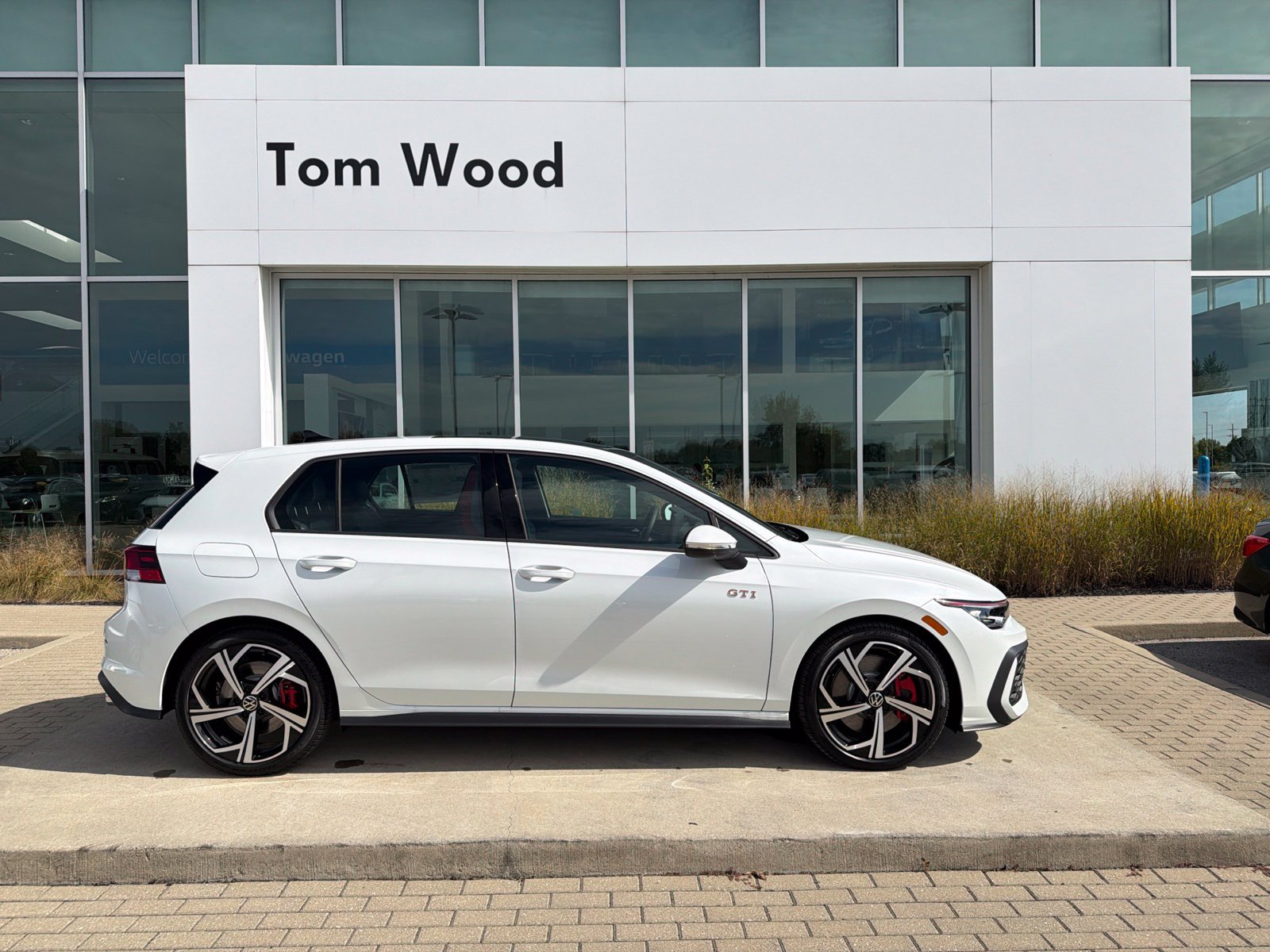 New 2026 Volkswagen GTI SE FWD image 12