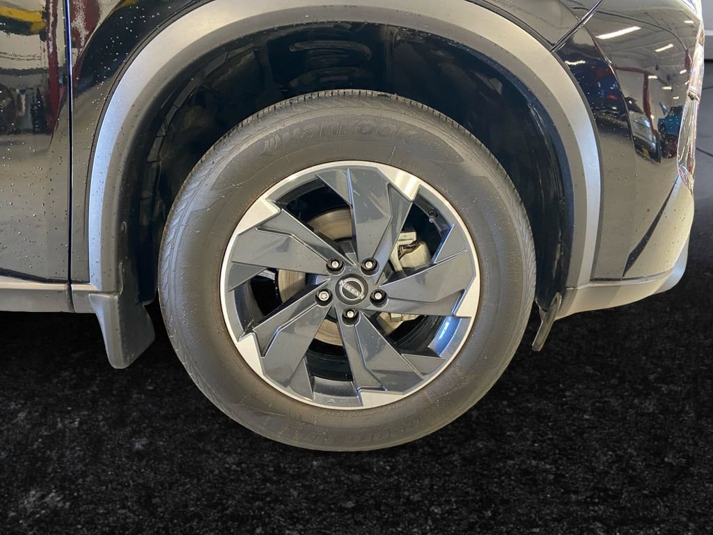 Used 2024 Nissan Rogue SV image 20