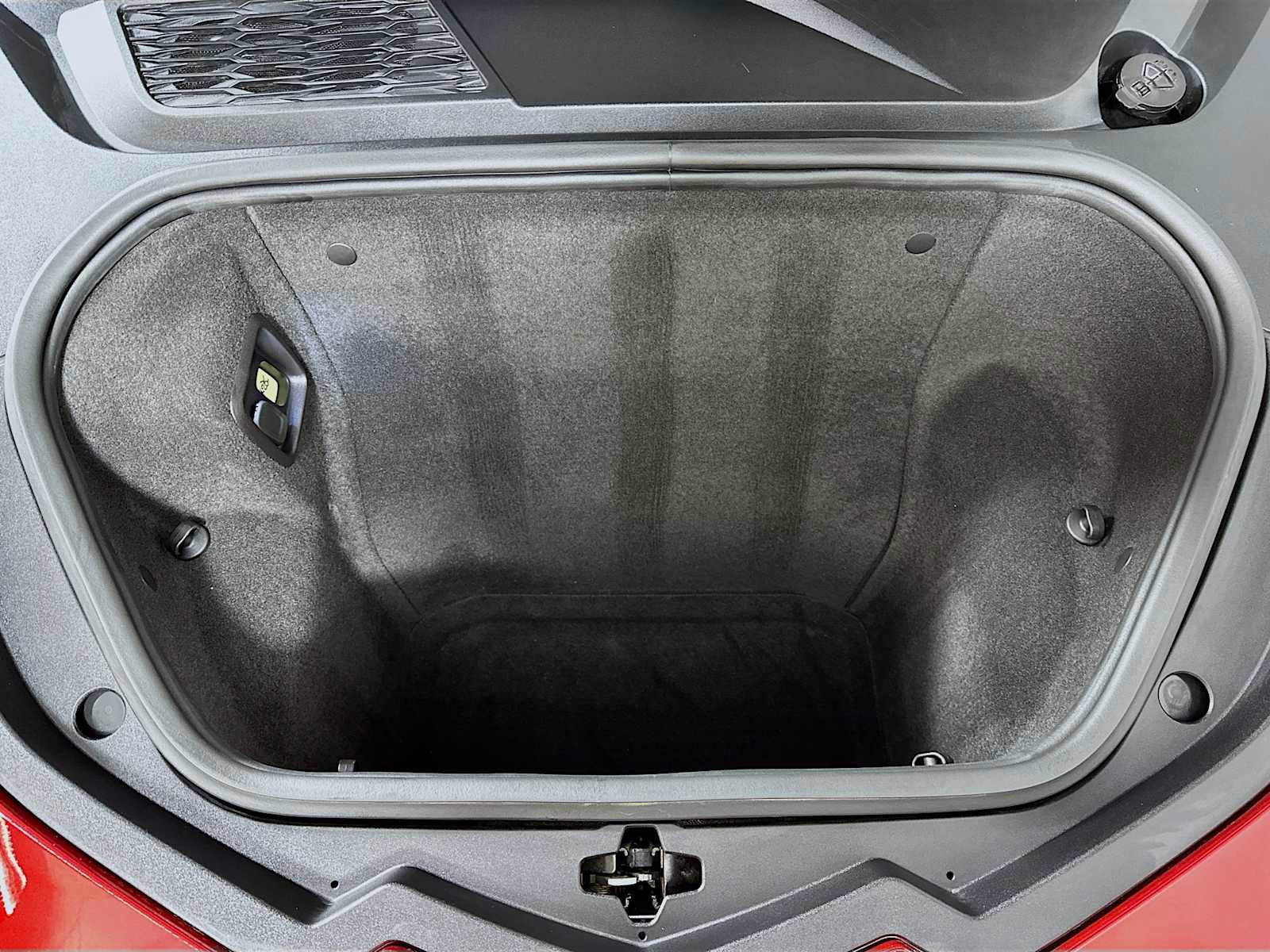 Used 2025 Chevrolet Corvette Z06 w/ Chrome Exterior Badge Package image 27