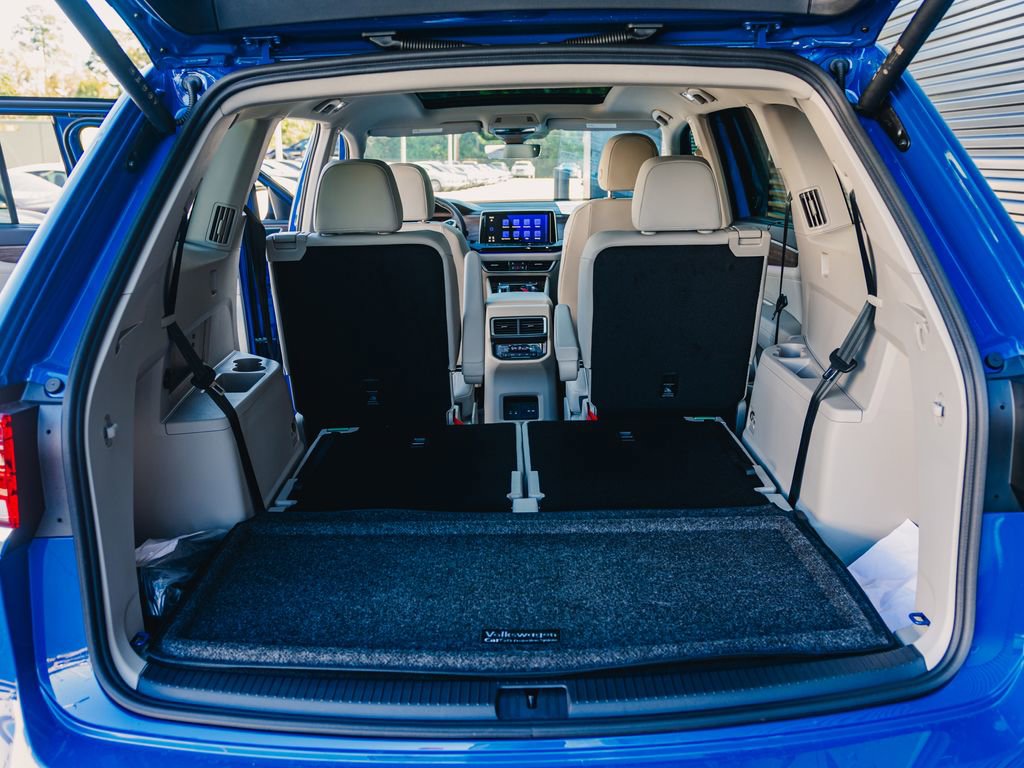 New 2025 Volkswagen Atlas SEL image 23