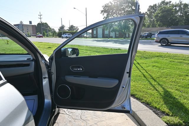 Used 2019 Honda HR-V EX image 18